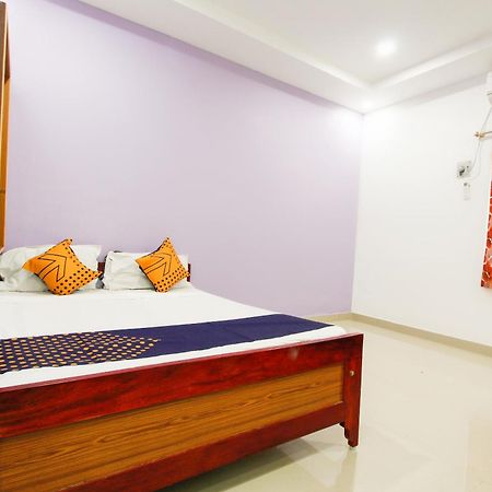 Spot On 63783 Rehoboth Guest House Tiruchchendūr Buitenkant foto