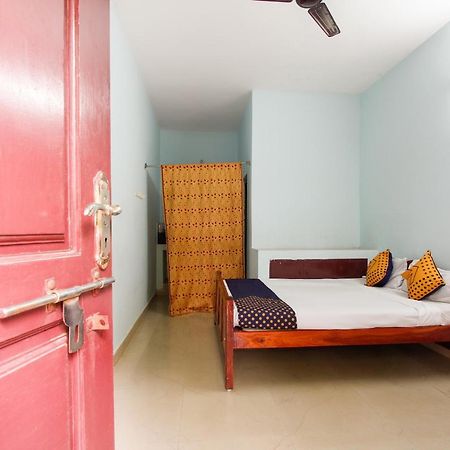 Spot On 63783 Rehoboth Guest House Tiruchchendūr Buitenkant foto