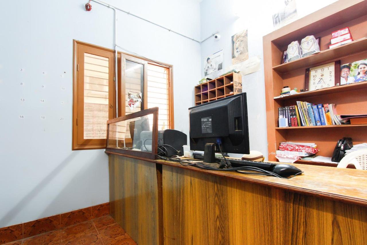Spot On 63783 Rehoboth Guest House Tiruchchendūr Buitenkant foto